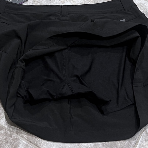 NWT Eddie Bauer Adventurer 2.0 Black Skort Golf Hike UPF 50 Women's Size 14 - Picture 7 of 10